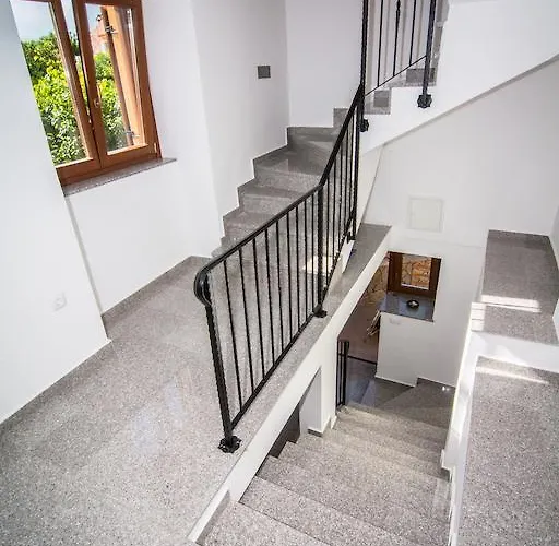 Hébergement de vacances Dubi *